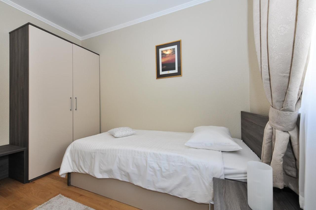 Apartmani Peric 1 Meka Draga Obrovac Exterior foto